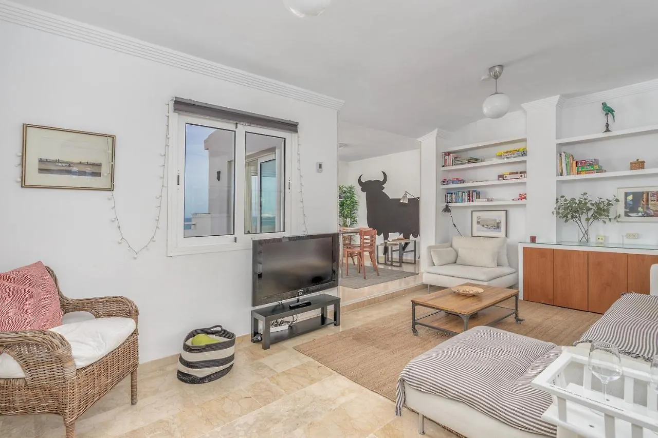 Apartmán Fuengirola Penthouse With Seaviews Close To The Beach By Costarentals - Ref 06 Torremolinos
